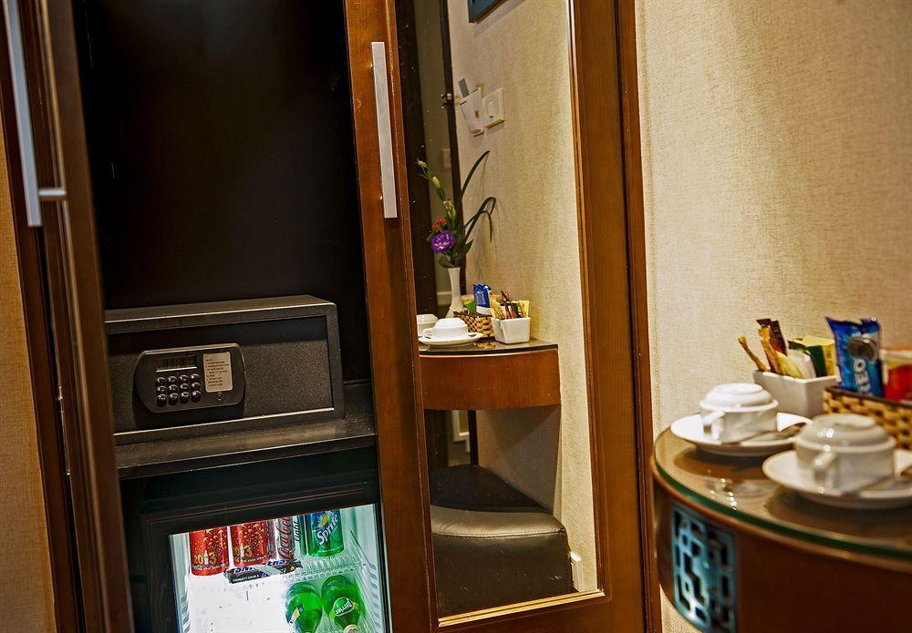 Classy Holiday Hotel & Spa Hanoi Exterior foto
